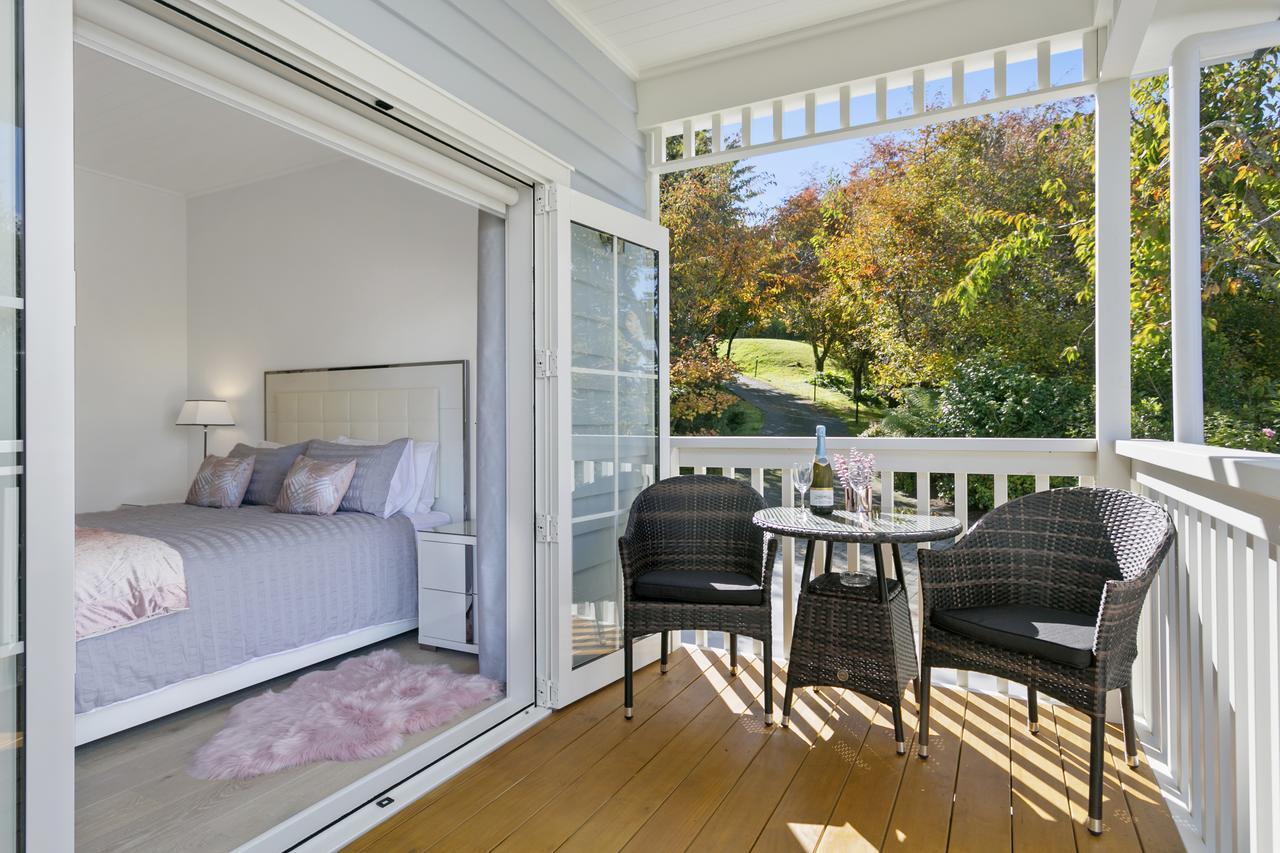 The Retreat Luxury Garden Villa Taupo Bagian luar foto