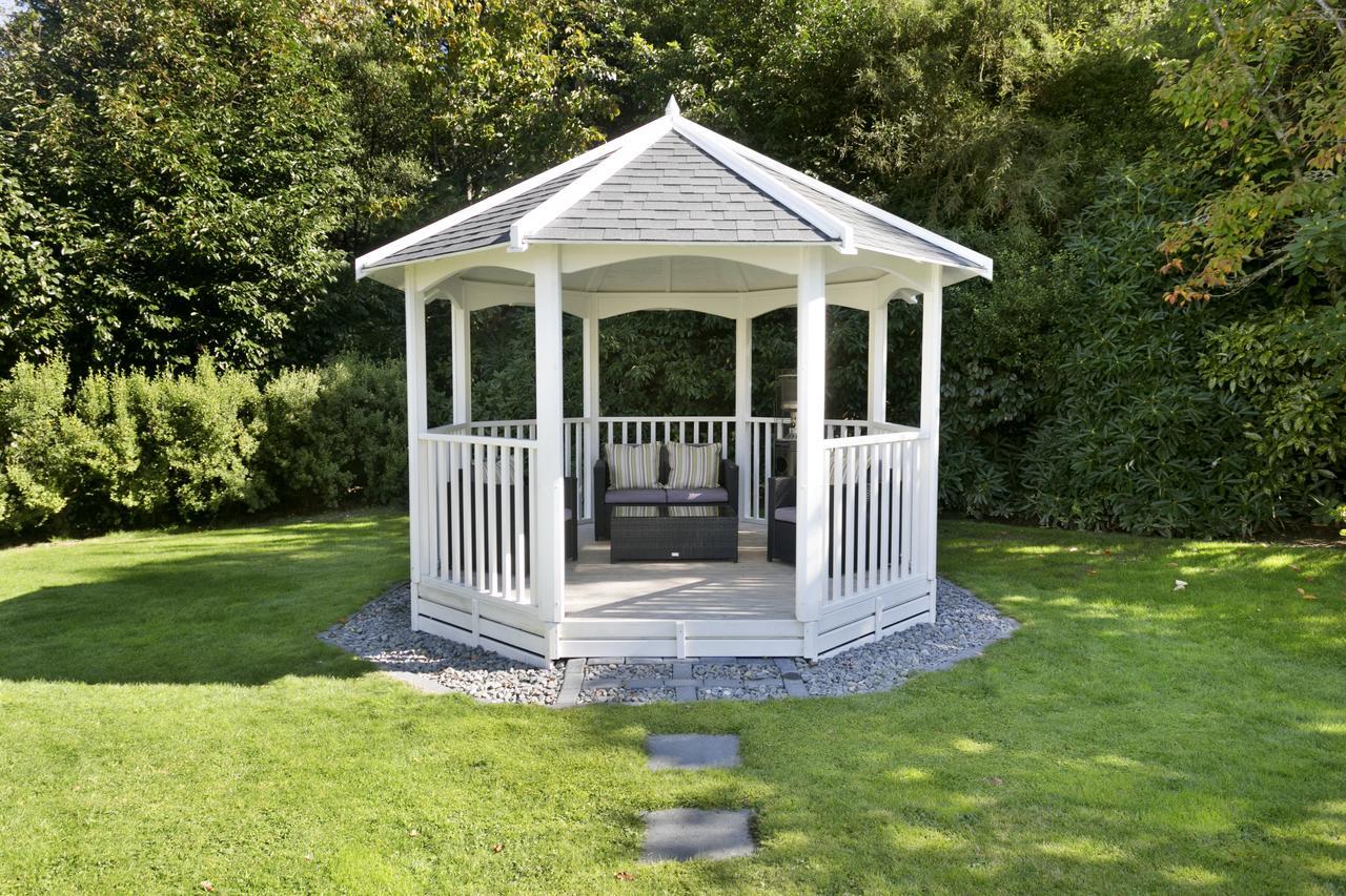 The Retreat Luxury Garden Villa Taupo Bagian luar foto